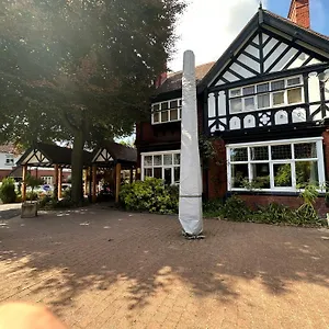 Hotel The Court, Chester